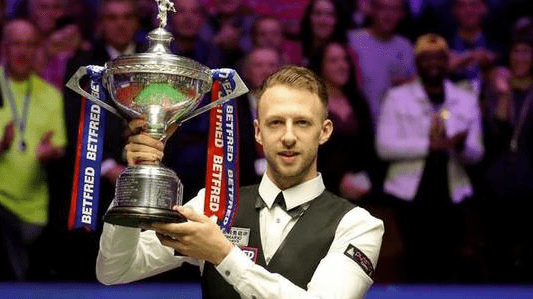 中超卫冕冠 中超卫冕冠