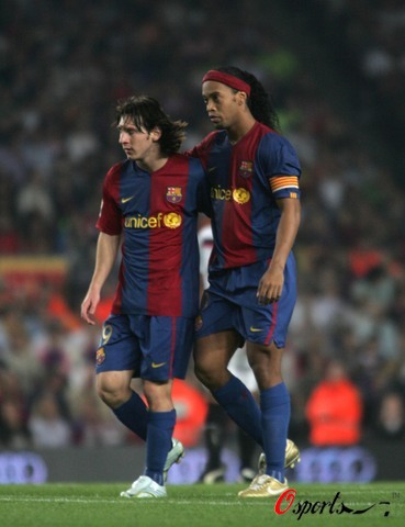 表现堪称范 表现堪称范