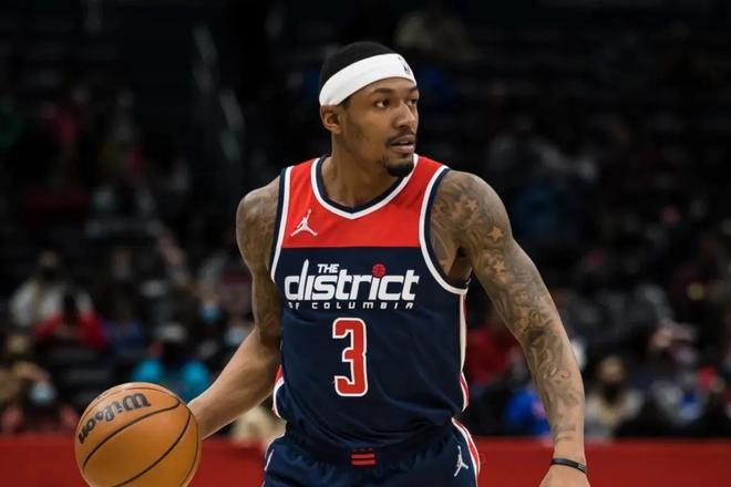 在一个充满 在一个充满